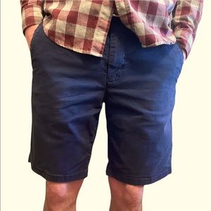 Bonobos Mens Zip Navy Blue shorts in Size 31 x 9